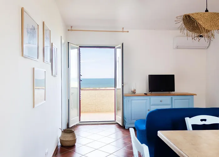 公寓 Arancina Abbronzata 巴莱斯特拉泰